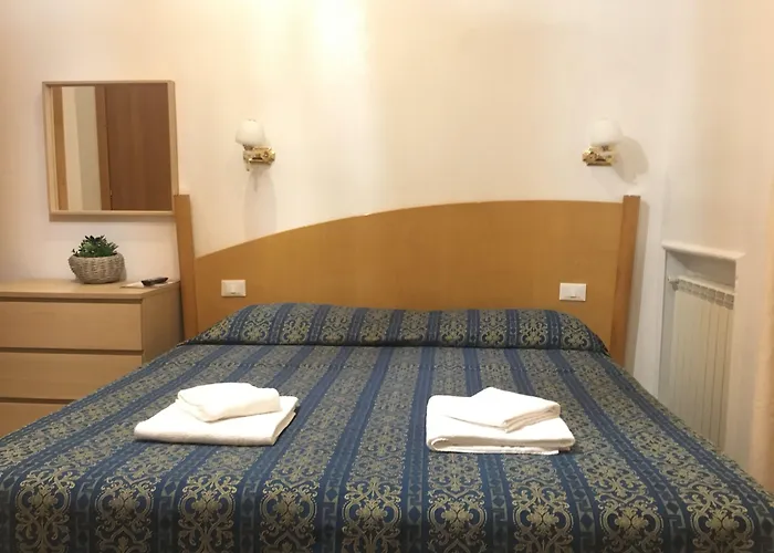 Tawhid Pensión 4*